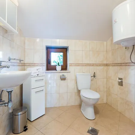 Vila Modern Escape With Private Pool Sauna Game Bbq Near *