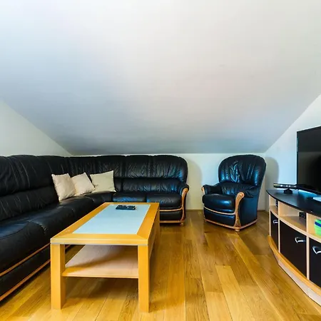 Modern Escape With Private Pool Sauna Game Bbq Near Villa *